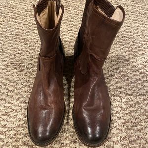 Women’s Frye Boots - Size 11